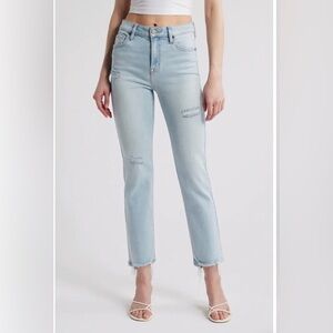NWT HIDDEN Jeans Women’s 29 Fray Hem Ankle Cigarette Skinny Jeans in Light Wash